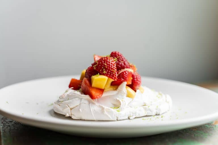AQUAFABA MINI PAVLOVA WITH LIME CURD & FRESH BERRIES - Tom Aikens
